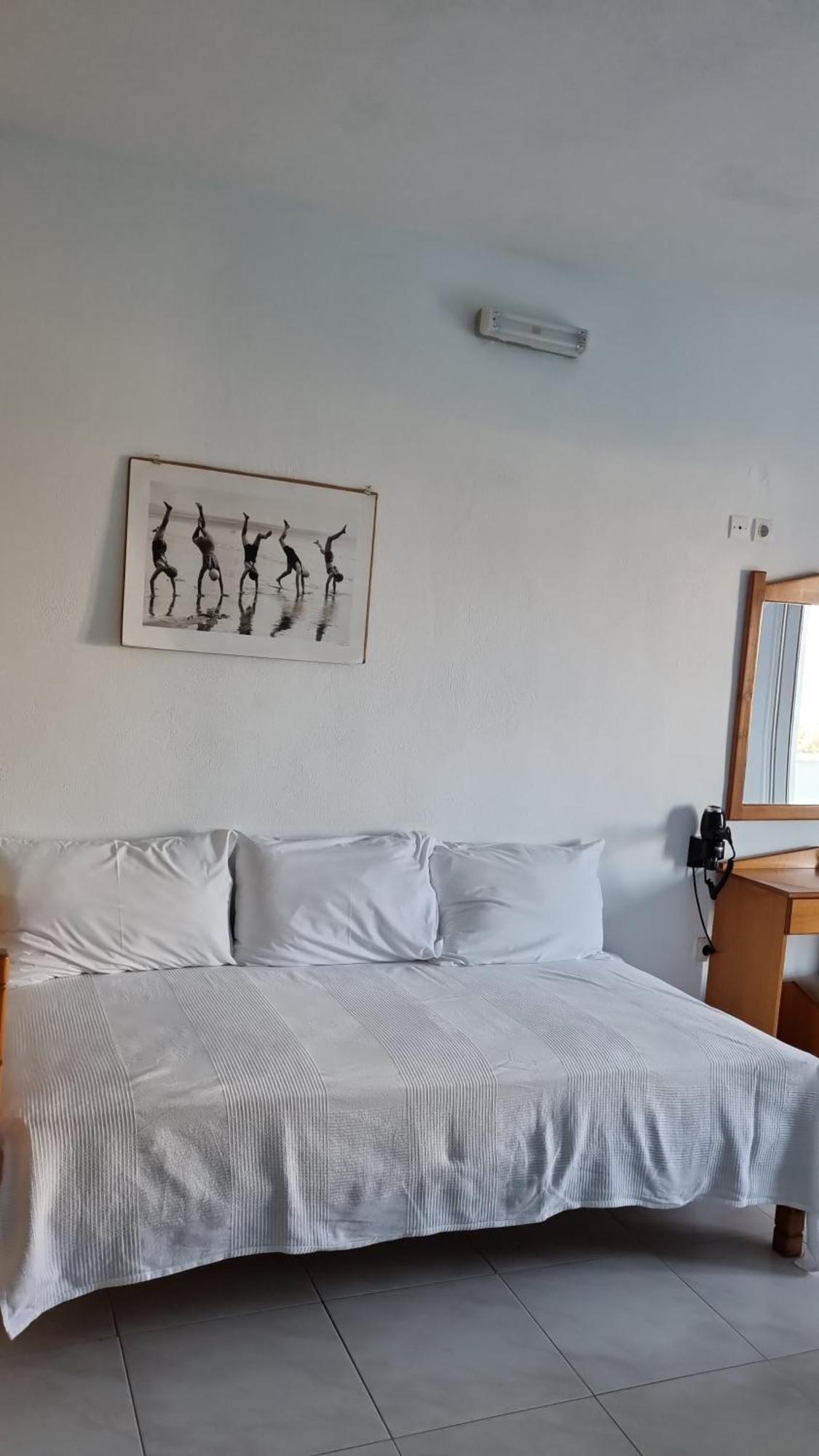 Studios Nina Amoopi Habitación foto